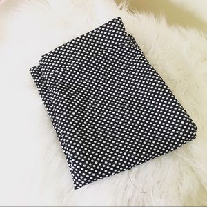 ↟ VINTAGE ↟ black and white dotted pencil skirt